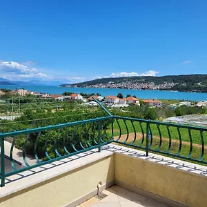 Apartament Petar, Trogir